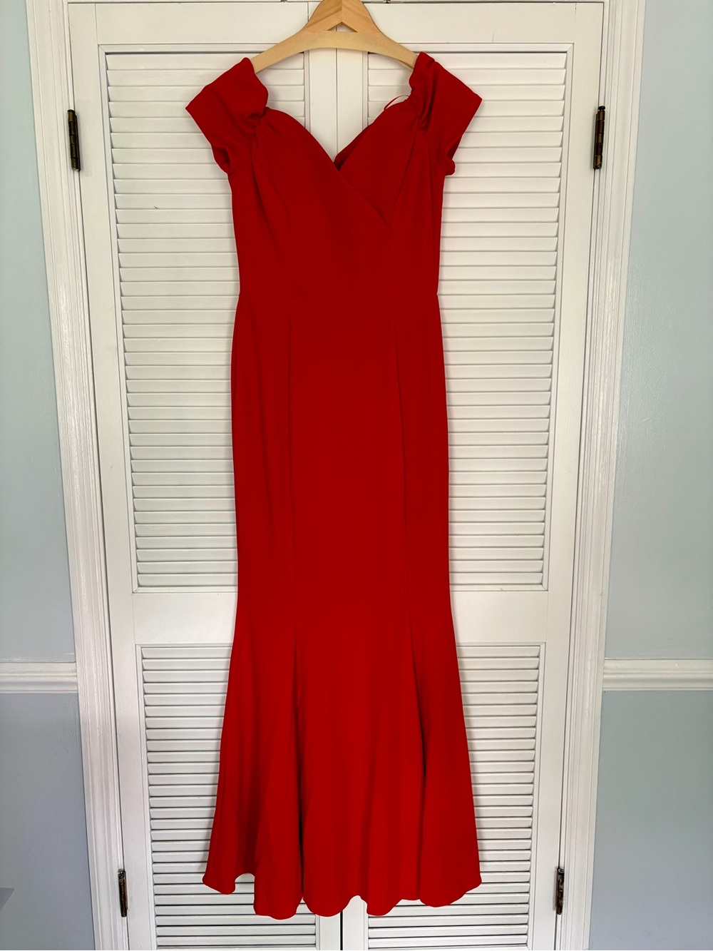 Scarlet Off-Shoulder V-Neck Maxi Dress